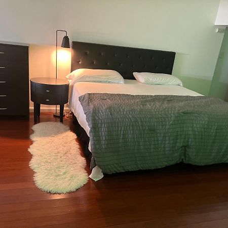 Full Loft-Style Apartment Near Omni Нью-Хейвен Экстерьер фото