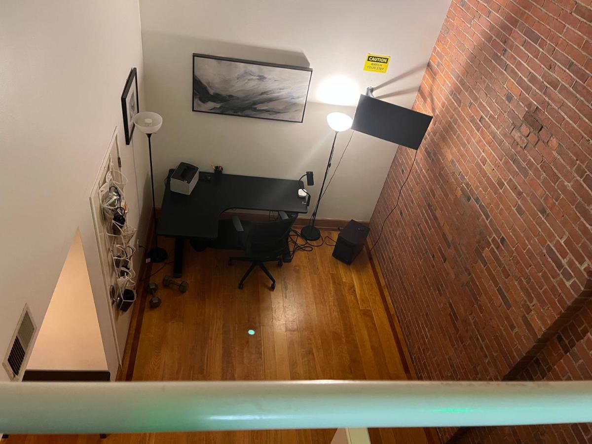Full Loft-Style Apartment Near Omni Нью-Хейвен Экстерьер фото